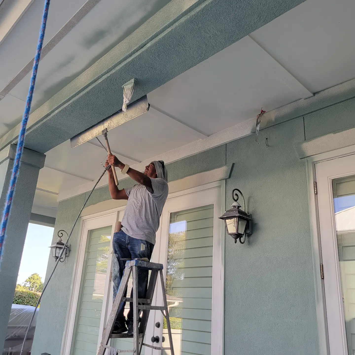 Interior painting highlight