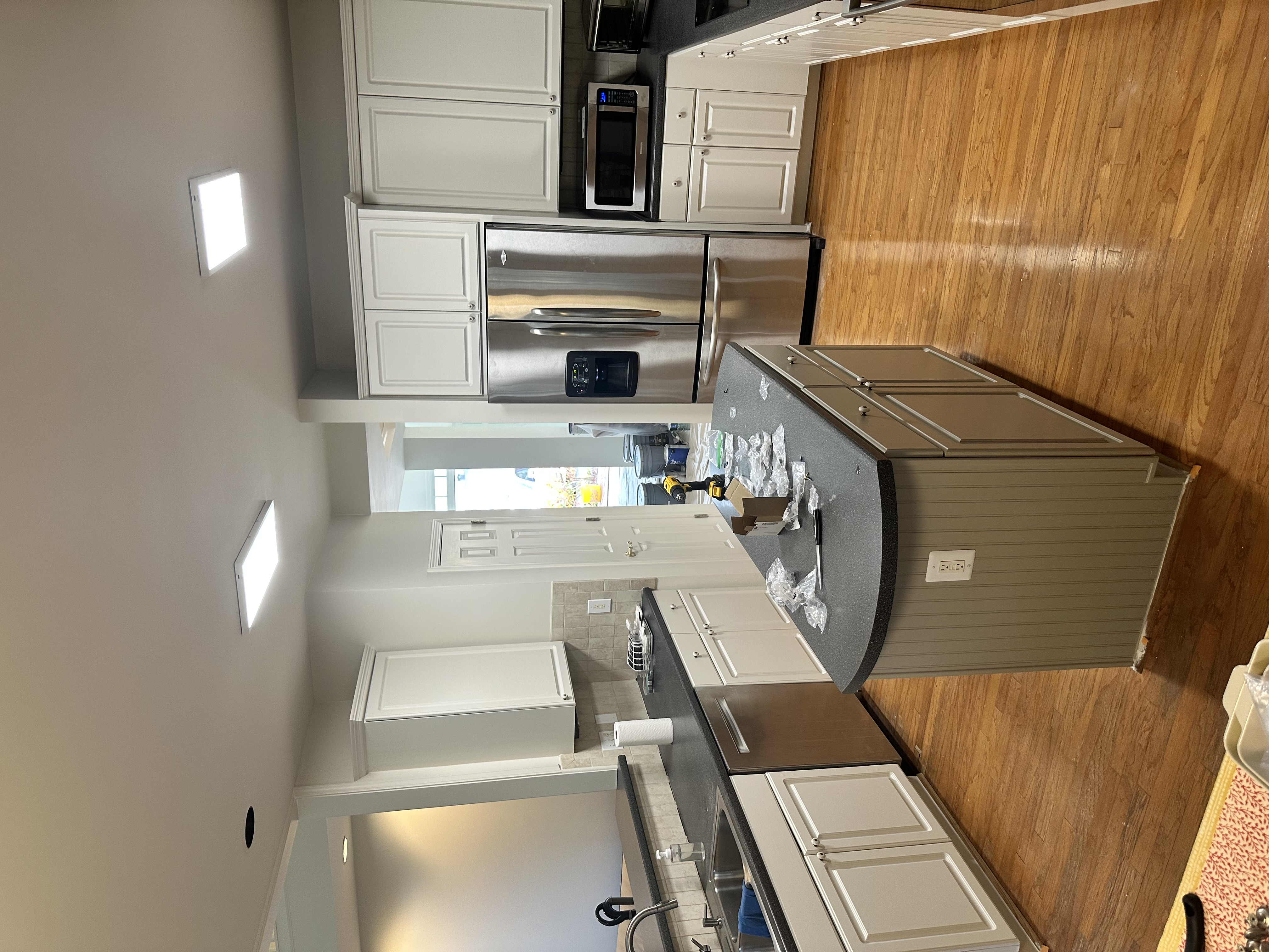 Kitchen cabinet painting